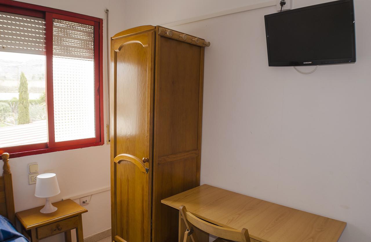 Hostal Los Calatravos Alcañiz Exteriör bild