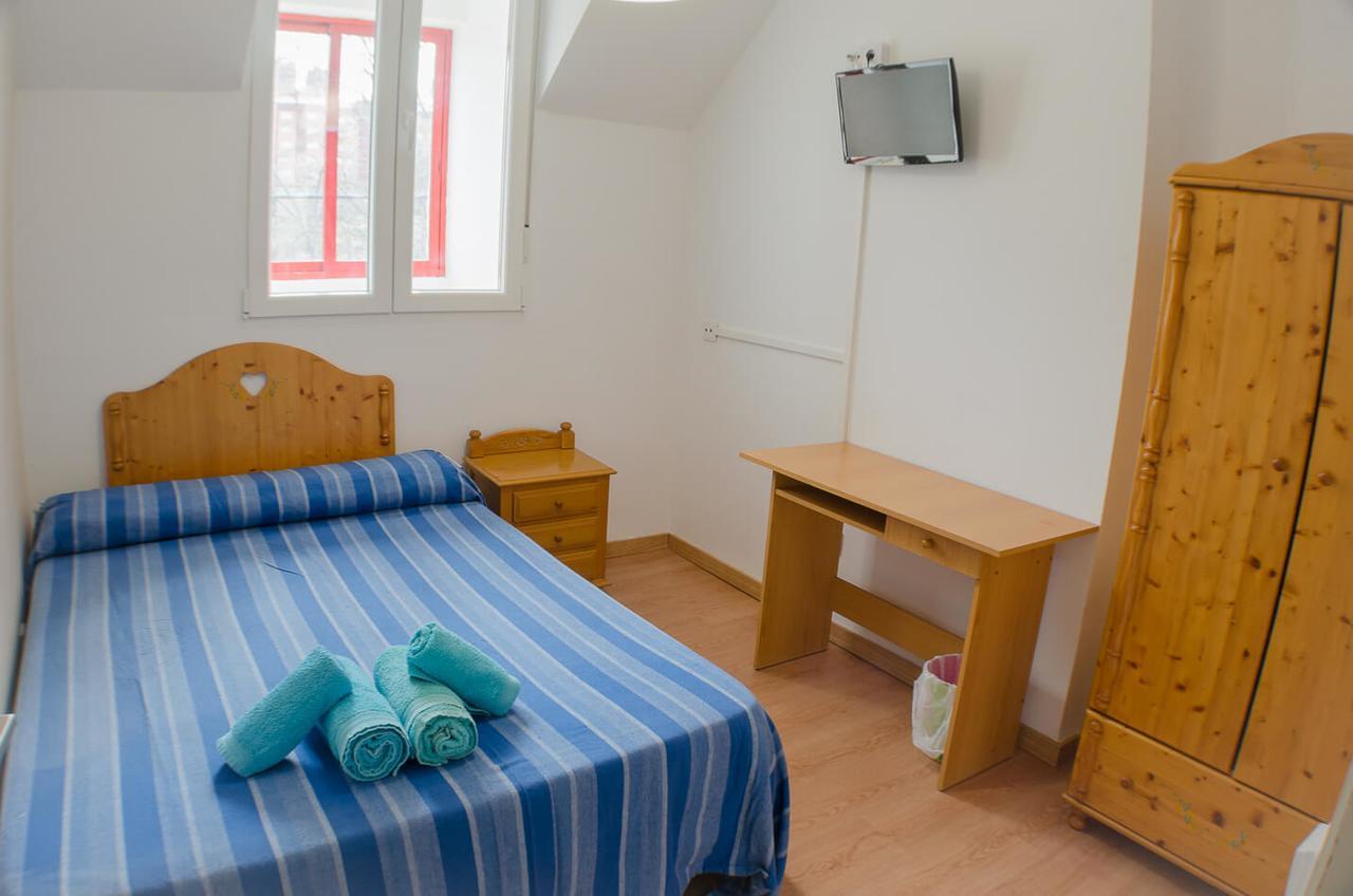 Hostal Los Calatravos Alcañiz Exteriör bild